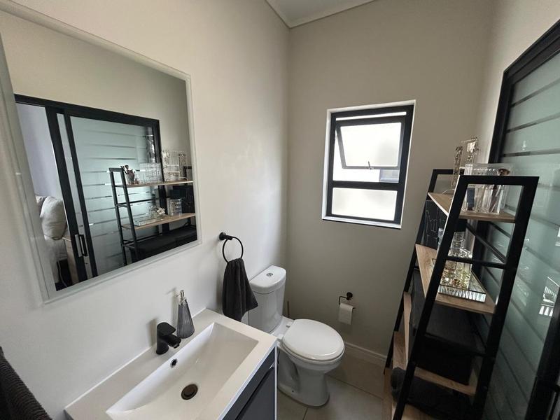 To Let 1 Bedroom Property for Rent in The Huntsman Western Cape